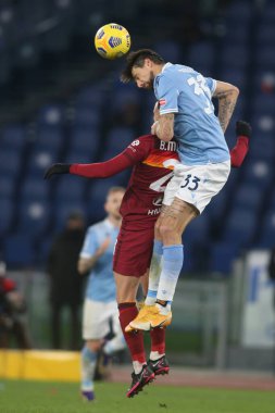 ROME, İtalya - 15.01.2021: Francesco Acerbi (LAZIO) İtalyan Serie A Ligi 2020-2021 futbol karşılaşması sırasında Roma 'daki Olimpiyat Stadyumu' nda SS LAZIO AS ROMA 'ya karşı