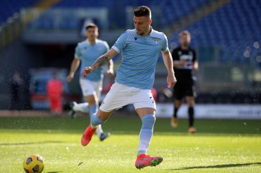 ROME, İtalya - 20.02.2021: Milinkoviç-Saviç (LAZIO), İtalya Serie A Ligi 2021 'de SS LAZIO-S SAMPDORIA arasında oynanan karşılaşmada, Rom Olimpiyat Stadyumu' nda