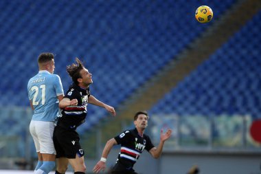 ROME, İtalya - 20.02.2021: İtalyan Serie A Ligi 2021 'de SS LAZIO-S SMPDORIA arasında oynanan karşılaşma sırasında Rom Olimpiyat Stadyumu' nda oynandı.