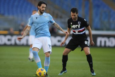 ROME, İtalya - 20.02.2021: İtalyan Serie A Ligi 2021 'de SS LAZIO-S SMPDORIA arasında oynanan karşılaşma sırasında Rom Olimpiyat Stadyumu' nda oynandı.