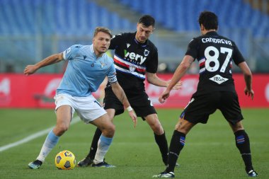 ROME, İtalya - 20.02.2021: İtalyan Serie A Ligi 2021 'de SS LAZIO-S SMPDORIA arasında oynanan karşılaşma sırasında Rom Olimpiyat Stadyumu' nda oynandı.