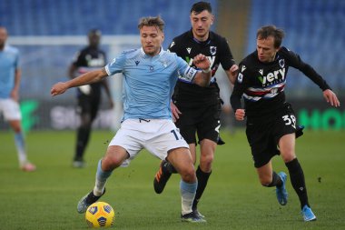 ROME, İtalya - 20.02.2021: İtalyan Serie A Ligi 2021 'de SS LAZIO-S SMPDORIA arasında oynanan karşılaşma sırasında Rom Olimpiyat Stadyumu' nda oynandı.