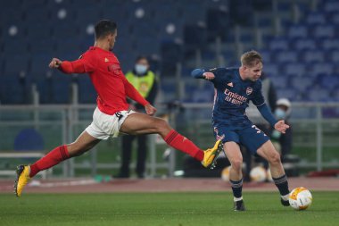 Roma, İtalya - 18 / 02 / 2021: Roma 'daki Olimpiyat Stadyumu' nda BENFICA ile ARSENAL arasında oynanan 32 futbol karşılaşmasının UEFA EUROPE LeAGUE 20 / 21.