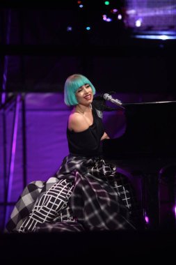 ROME, ITALY 11.06.2011: Lady Gaga, Roma sokaklarındaki LGBTQ + topluluğunun haklarını almak için 