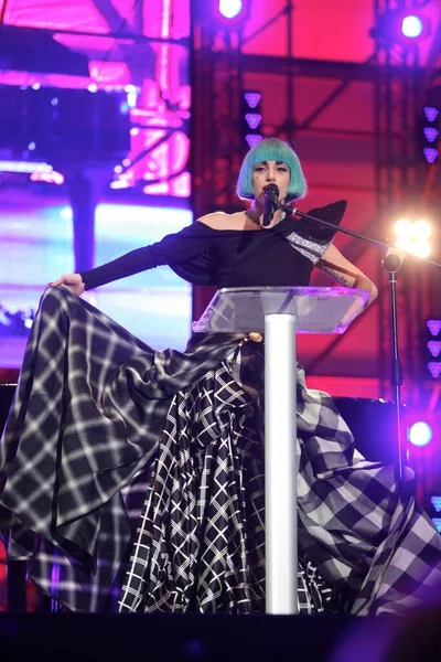 Рим Италия 2011 Леди Гага Поет Публичном Концерте Цирке Максимус — стоковое фото