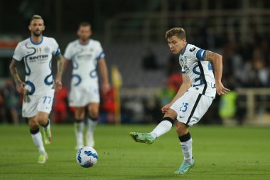 FLORENCE, İtalya - 21.09.2021: BARELLA (INTER), 21 Eylül 2021 tarihinde Floransa 'daki Artemio Franchi Stadyumu' nda ACF FIORENTINA ile INTER FC arasında oynanan Serie A İtalyan futbol karşılaşmasında
