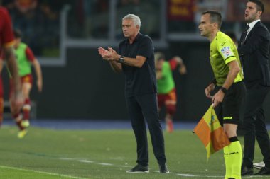 ROME, İtalya - 26.09.2021: 26 Eylül 2021 'de Roma' daki Olimpiyat Stadyumu 'nda SS LAZIO - AS ROMA arasındaki İtalyan Serisi futbol maçı devam ediyor.