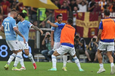 ROME, İtalya - 26.09.2021: iPEDRO (LAZIO) 26 Eylül 2021 'de Roma' daki Olimpiyat Stadyumu 'nda SS LAZIO - AS ROMA arasında oynanan İtalyan Serie A futbol maçında gol attı ve bunu kutladı.