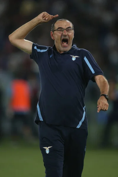ローマ イタリア 2021 マウリツィオ サラリ Coach Lazio はイタリアセリエAの終わりに勝利を祝うローマのオリンピックスタジアムでSs Lazio Romaの間のサッカー試合9月の26 — ストック写真