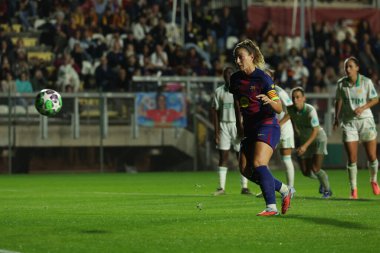Rme, İtalya 15 Ekim 2025: Barcellona 'dan Alexia Putellas, Roma' daki Tre Fontane Stadyumu 'nda AS Roman FC Barcellona' ya karşı oynadığı 2025 / 26 UEFA Kadınlar Şampiyonlar Ligi - Matchday 2 - penaltı vuruşunu kaçırdı.