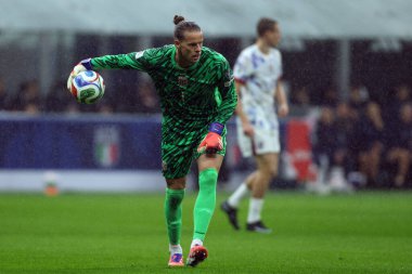 Milan, İtalya 16 Kasım 2025: İtalya ile Norveç arasında oynanan karşılaşmada görev yapan Norveç 'li Orjan Nyland, 2026 FIFA Dünya Kupası elemeleri için geçerli olan Grup I, Mila' daki Giuseppe Meazza - San Siro Stadyumu 'nda oynanacak.