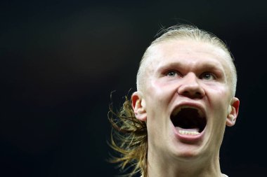 Milan, İtalya 16 Kasım 2025: Norveç 'ten Erling Haaland 1-2' lik skorla gol attı ve İtalya ile Norveç arasındaki maçta takımla birlikte kutladı. 2026 FIFA Dünya Kupası elemeleri için geçerli olan Birinci Grup Giuseppe 'de oynanacak.