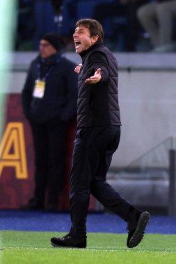 Roma, İtalya - 30 Kasım 2025: Antonio Conte teknik direktörü Napoli, AS Romanları ile SSC Napoli arasında oynanan Serie A Enilive 2025-2026 futbol karşılaşmasında Olimpiyat Stadyumu 'nda görev aldı.