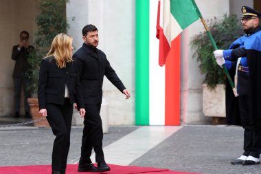 Roma, İtalya - 9 Aralık 2025: İtalya Başbakanı Giorgia Meloni, Roma 'daki Chigi Sarayı' nda Ukrayna Cumhurbaşkanı Volodymyr Zelensky ile bir araya geldi.