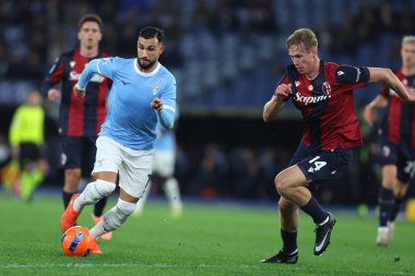 Roma, İtalya - 7 Aralık 2025: Lazio 'dan Valentin Castellanos, Torbjorn Heggem SS Lazio ile Bologna FC 1909 arasındaki Serie A Enilive 2025-2026 futbol karşılaşması sırasında Olimpiyat Stadyumu' nda görüldü.