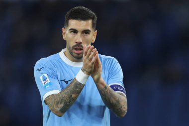 Roma, İtalya - 7 Aralık 2025: Lazio 'lu Mattia Zaccagni, SS Lazio ile Bologna FC 1909 arasındaki Serie A Enilive 2025-2026 futbol karşılaşmasında Olimpiyat Stadyumu' nda görüldü.