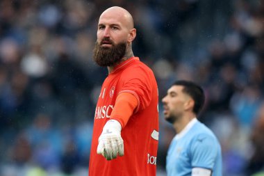 Roma, İtalya - 4 Ocak 2026: Napoli 'li Vanja Milinkoviç-Saviç S.S. Lazio ile S.S.C. arasındaki Serie A Enilive 2025-2026 futbol karşılaşmasında görev başında görüldü. Napoli Olimpiyat Stadyumunda