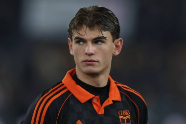 Roma, İtalya - 14 Aralık 2025: Serie A Enilive 2025-2026 Olimpiyat Stadyumu 'nda AS Romanlar ve Como 1907 arasında oynanan futbol karşılaşması sırasında Como' dan Nicolas Paz