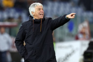 Roma, İtalya - 13 Ocak 2026: Gian Piero Gasperini 'nin A.S. Roma teknik direktörü, Coppa Italia Frecciarossa 2025-2026 yılları arasında Olimpiyat Stadyumu' nda AS Romanlar ve Torino FC 1906 arasındaki futbol karşılaşmasında takıma talimat verdi.