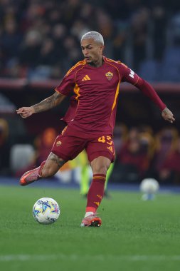 Roma, İtalya - 9 Şubat 2026: Serie A Enilive 2025-2026 sezonunda Roma 'nın Cagliari Calcio' ya karşı oynadığı Olimpiyat Stadyumu 'nda oynanan futbol karşılaşmasında Romanların Wesley' si görülüyor