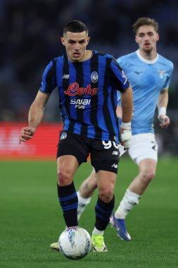 Roma, İtalya - 14 Şubat 2026: Atalanta 'dan Nikola Krstoviç S.S. Lazio ile Atalanta Bergamasca Calcio arasında oynanan 2025-2026 Serie A Enilive futbol karşılaşmasında görev aldı.