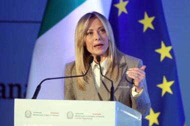 Roma, İtalya - 3 Mart 2026: Giorgia Meloni, İtalya 'da kadınların oy kullanma haklarının sekseninci yıldönümünün kutlandığı Roma' daki Eskrim Akademisi 'nde yaptığı konuşmada. Girişim, Bakan Roccella ve Abodi tarafından destekleniyor. Bu mu?