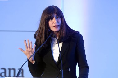 Roma, İtalya - 3 Mart 2026: Anna Maria Bernini İtalya 'da kadınların oy kullanma haklarının sekseninci yıldönümünün kutlandığı Roma' daki Eskrim Akademisi 'nde yaptığı konuşmada, İtalya Üniversitesi ve Araştırma Bakanı. Th