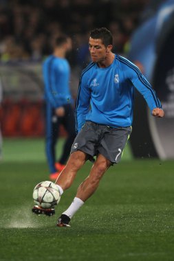 UEFA Şampiyonlar Ligi 2015/2016-son-16 maç Roma Vs gerçek Ma