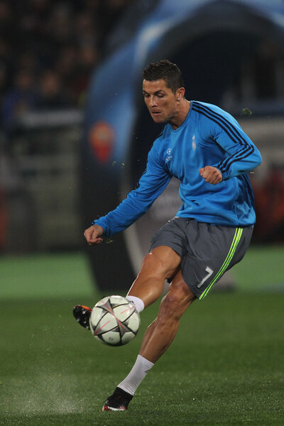 Лига чемпионов УЕФА 2015 / 2016 - LAST-16 MATCH ROMA VS REAL MA
