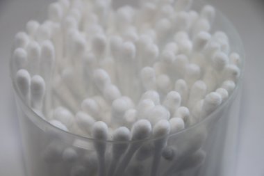 Pamuk tomurcukları paketinde