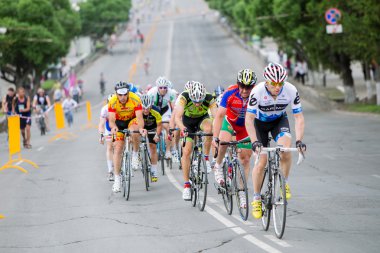 Omsk, Rusya - 6 Haziran 2015: Bisiklete binme maratonda Omsk