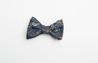 el yapımı mavi papyon renkli desenleri ile