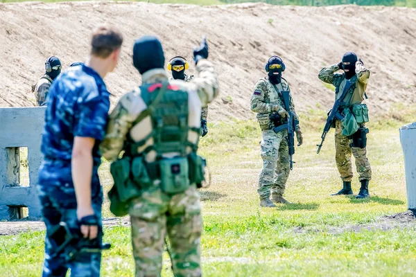 Omsk, russland - 1. Juli 2015: militärische Ausbildung — Stockfoto