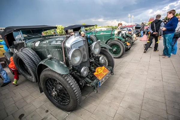 Omsk, Rusia - 11 de junio de 2013: Rally Pekín-París — Foto de Stock