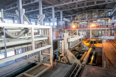Fabrikada havalandırmalı beton bloklar üretme süreci