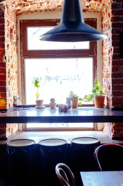 pencere kafeye tabloda