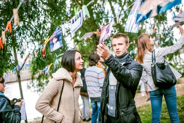 Omsk, Rusia - 21 de mayo de 2014: Festival Fotografía en la calle — Foto de Stock