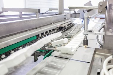 Dondurma Fabrikası konveyör