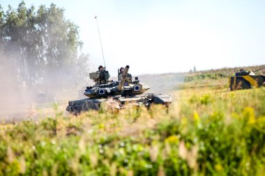 Omsk, Rusya - 07 Temmuz 2011: Uluslararası askeri sergi