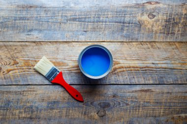ile boyama boya ahşap arka plan üstten görünüm üzerinde mavi