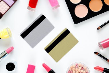 kozmetik indirim kartı ile makyaj set beyaz artalanları Üstten Görünüm