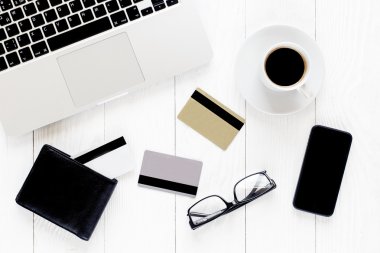 Kredi kartı ile online alışveriş kavramı