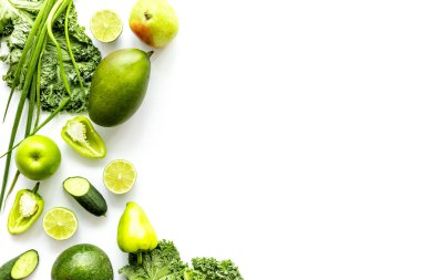 Protein vejetaryenleri için çeşitli yeşil meyve ve sebzeler