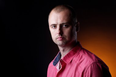 İnsan portresini kapat.