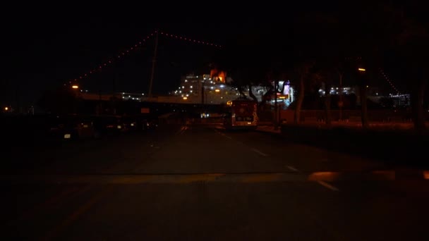 Long Beach Queen Mary Ship Driving Plate Set Front View — Stock videók