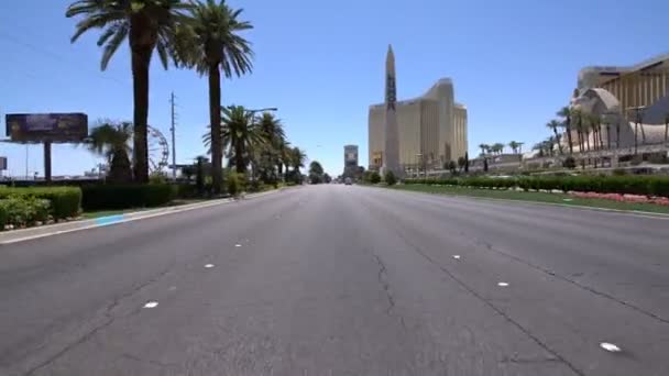 Las Vegas Strip Southbound Placas Conducción Nevada Usa Luxor — Vídeos de Stock