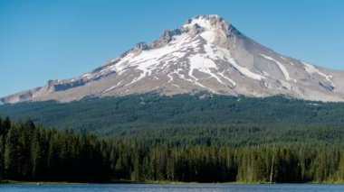 Trillium Gölü 'nden Hood Dağı Tepesi Oregon Zaman Hızı Sağa
