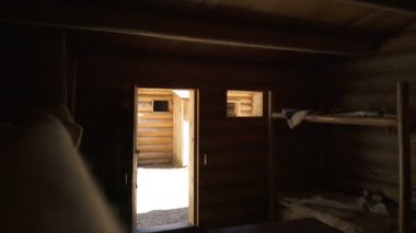 Lewis ve Clark Ulusal Tarih Parkı Fort Clatsop Oregon 'daki Kulübenin İçi