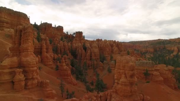 Hoodoos Rock Formation Stormy Dark Clouds Aerial Shot Red Canyon — Stockvideo