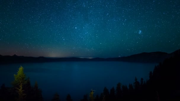 Aurora Nad Kraterem Jezioro Park Narodowy Perseid Meteor Prysznic Droga — Wideo stockowe